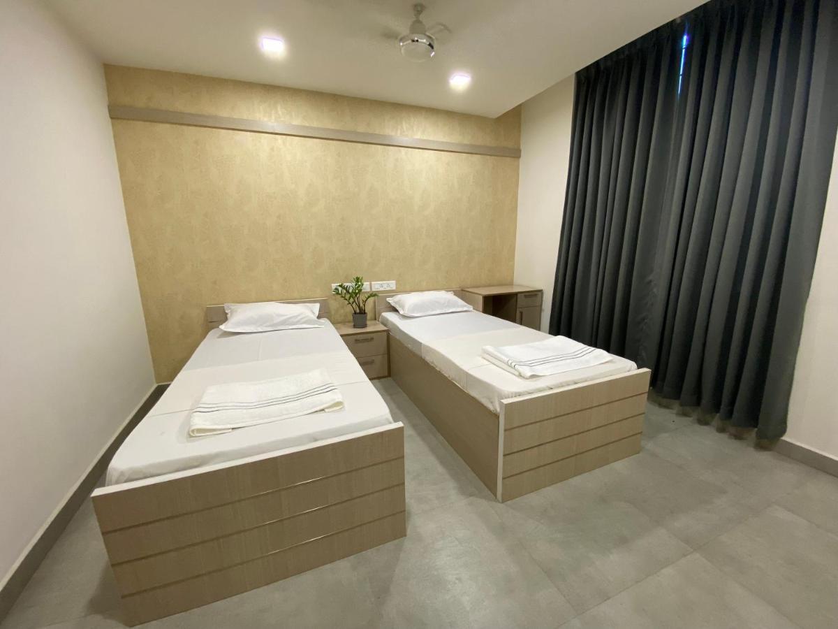 Karippals Inn Коттаям Экстерьер фото