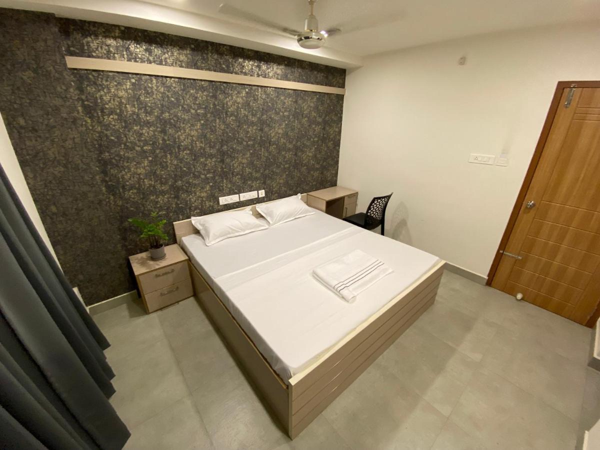 Karippals Inn Коттаям Экстерьер фото